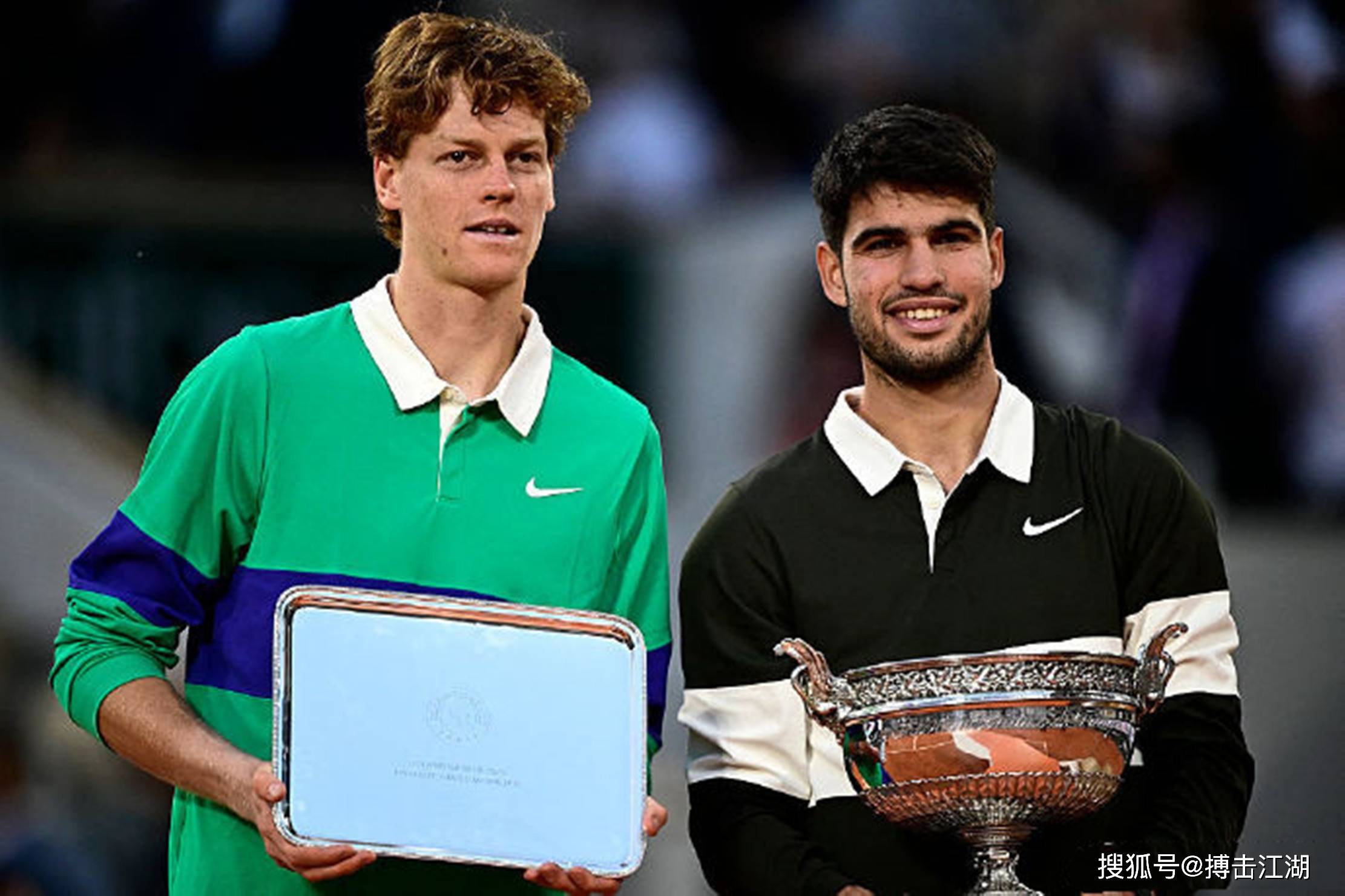 深远的球衣 深远的球衣