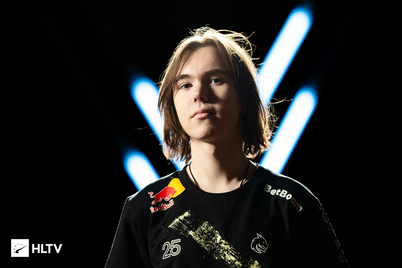 的俱乐部眼 的俱乐部眼